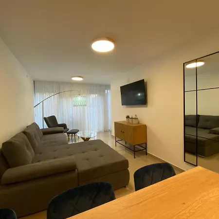 Viridian Three Apartment, * Valjevo