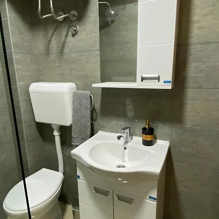 Viridian Three Apartment, Apartment Valjevo